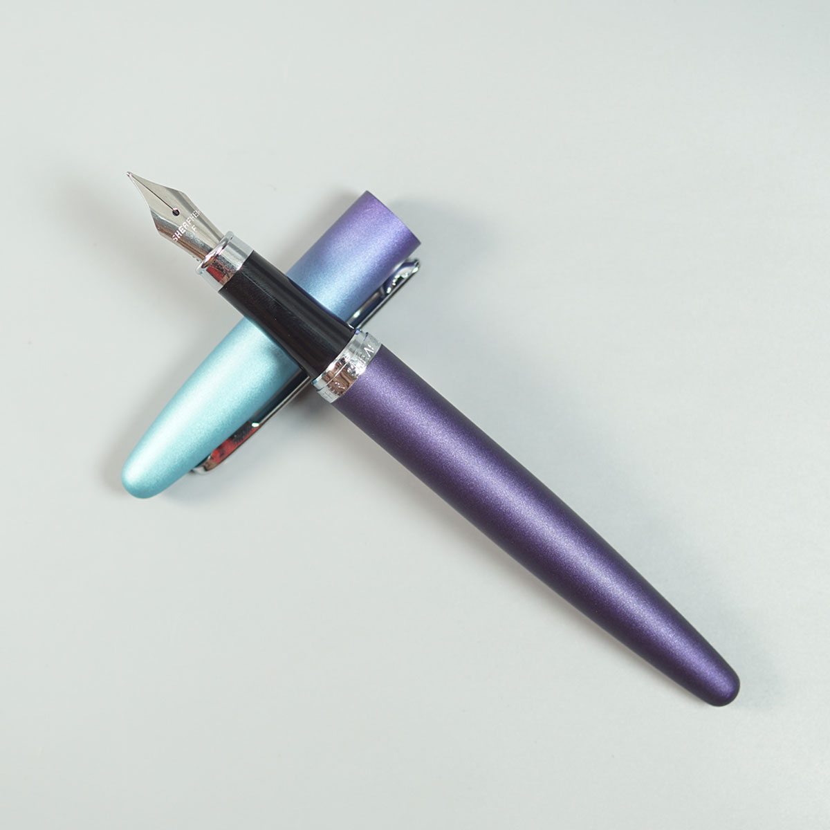 Sheaffer E9430 Expressions VFM Gradient Blue And Chrome Trims With Fine Nib Converter And Cartridge Type Fountain Pen SKU 14179