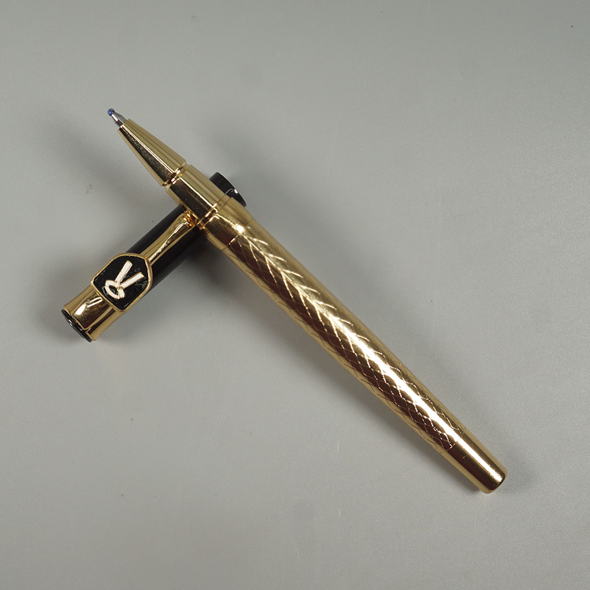 penhouse.in pens Gold Color Body With Black Color Cap With Advocate Symbol Roller Ball Pen SKU 14458