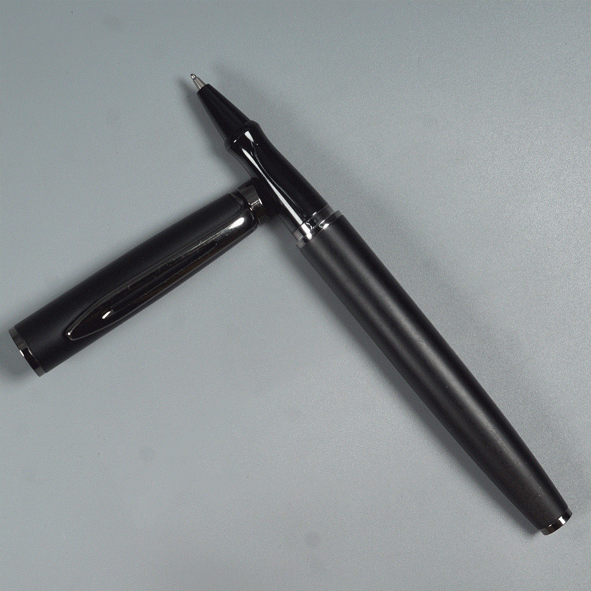 penhouse.in pens Black Color Body and Cap, Gungrey Color Clip Cap Type Ball Pen SKU 14624