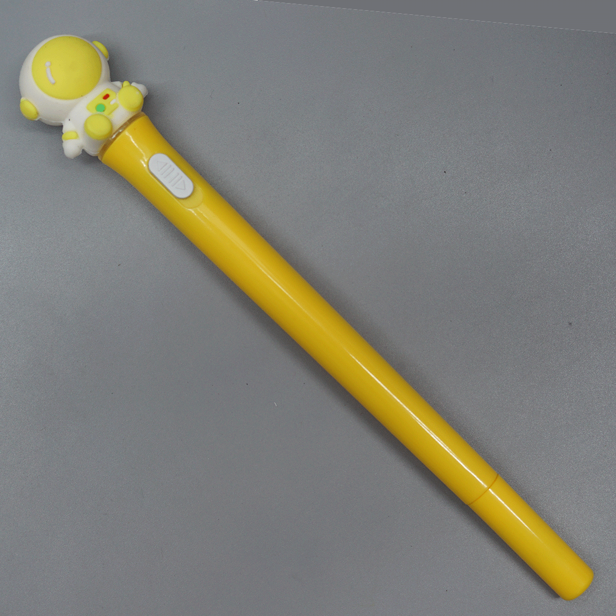penhouse.in pens Astronaut Yellow Color Body  White And Yellow Color Astronaut With Cap On Light, Cap Type Gel Pen SKU 14627
