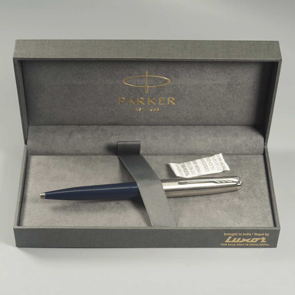 Parker 51 Midnight Blue Color Body Chrome Trip Twist Type Ball Pen SKU 14732