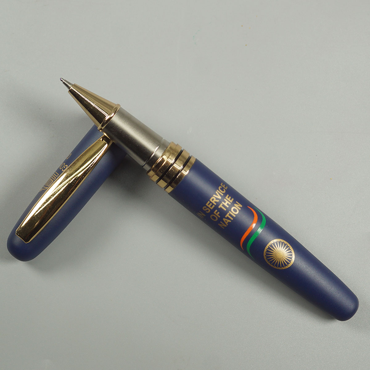 penhouse.in Government Official Blue Color Body With Gold Color Clip Type Ball Pen 14791