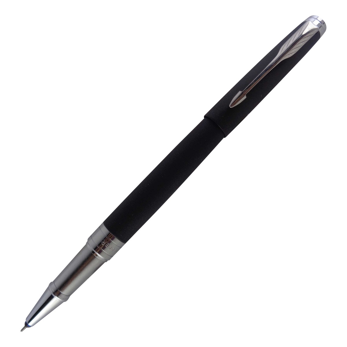Parker Model: 14908 Aster Matte Black  color mat finish body with silver clip fine tip cap type Roller Ball