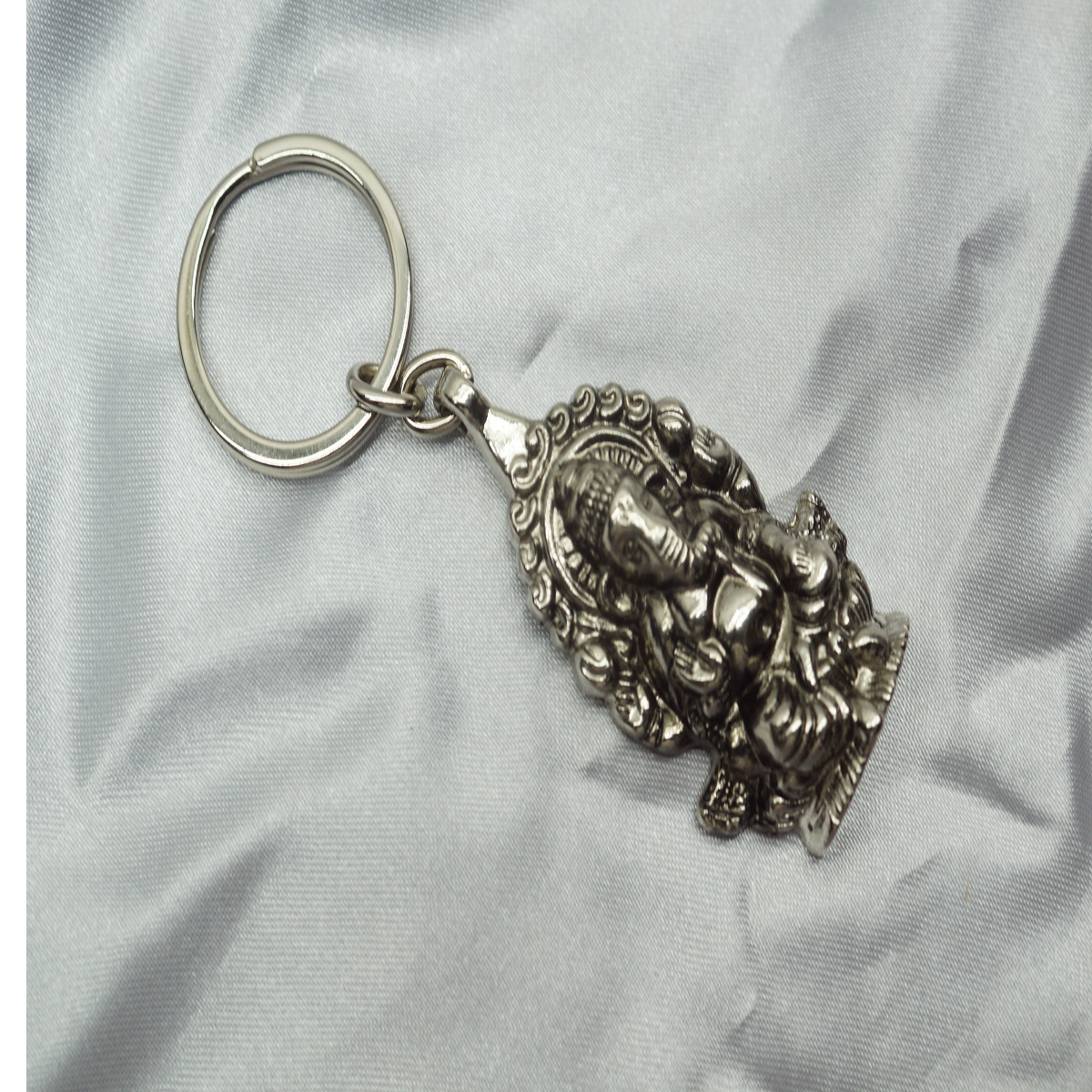 penhouse.in Ganesha Work Art Design Metal Keychain SKU KP276