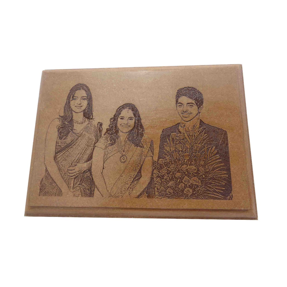 Penhouse.in Model: 15511 Square shape wooden frame with Photo engraving