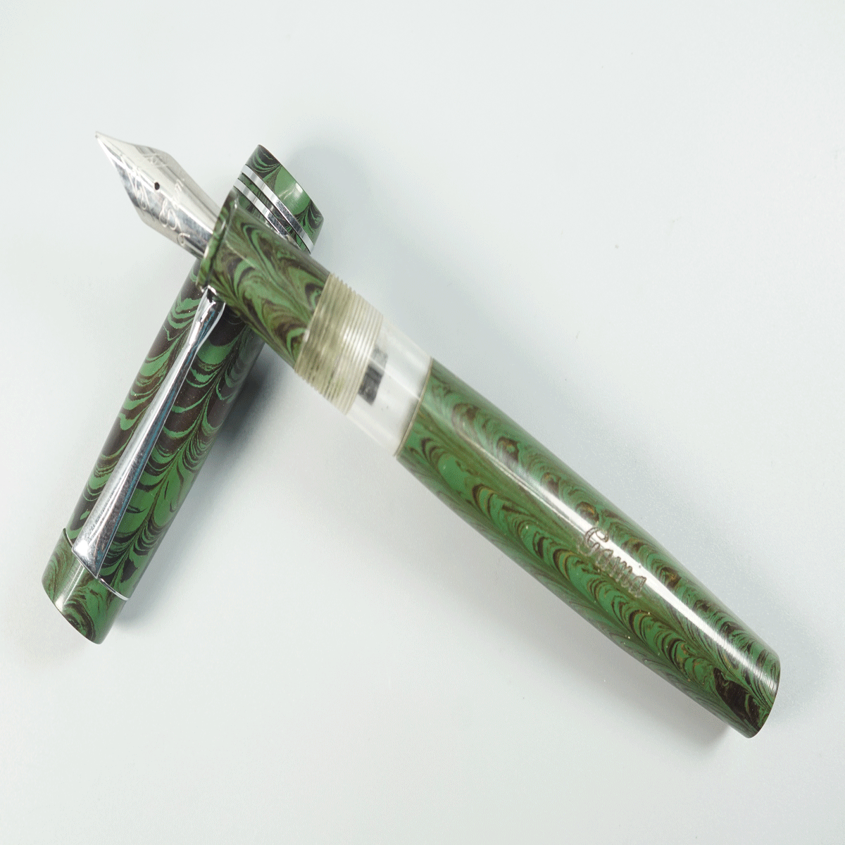 Gama Sneeky - Green Ebonite Fountain Pen Model: 18179