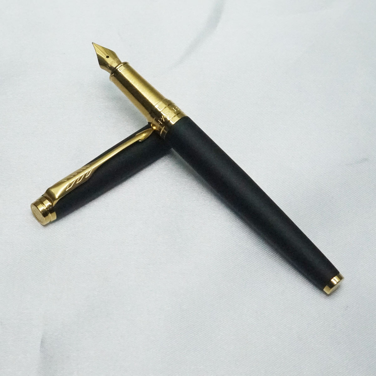 Parker Aster Matte Black Color Body with Gold Trim and Medium Nib Fountain Pen Model 18422