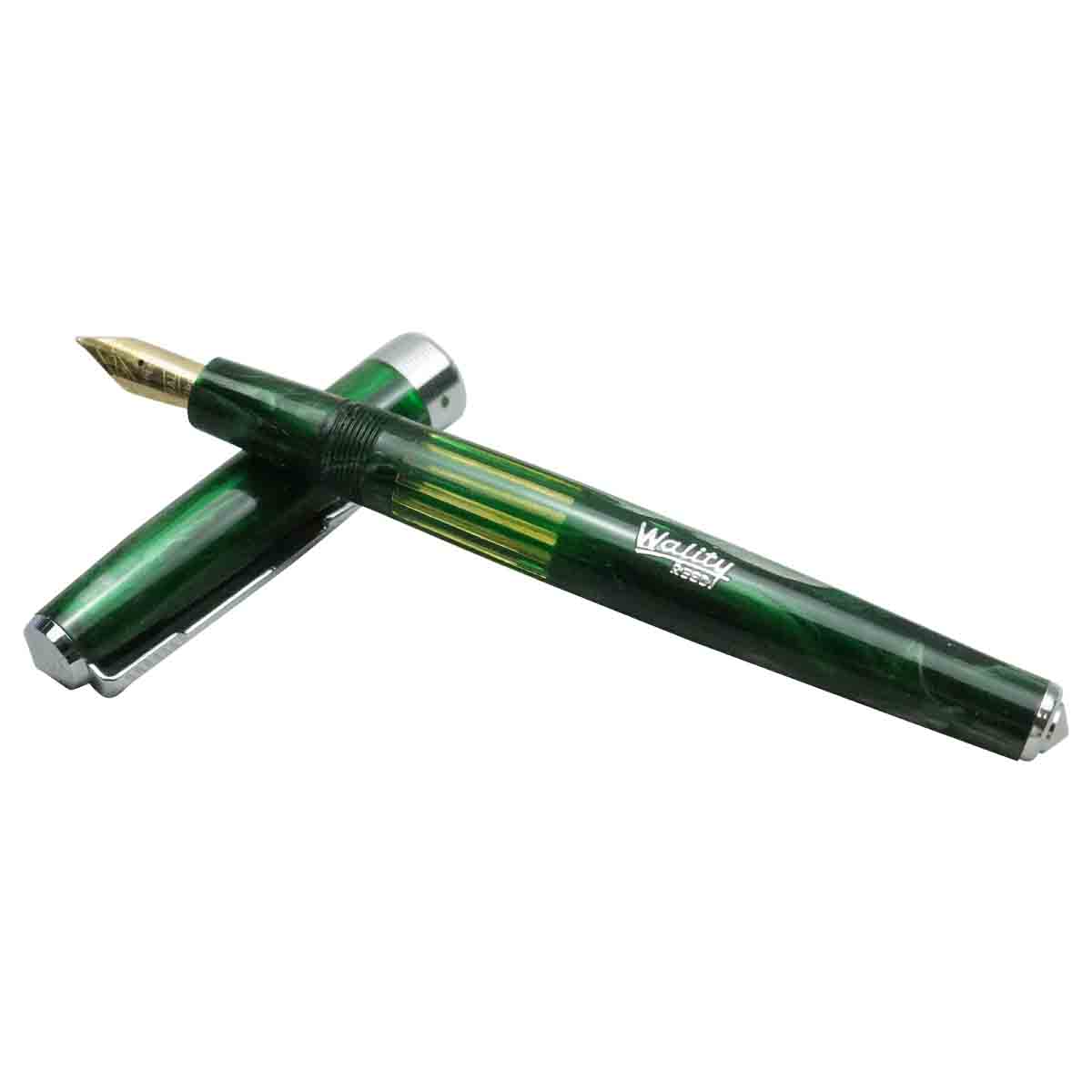 Airmail - Wality 55 - Fine Tip - 30 Years Old Model Green Color Body Fountain Pen Model 18566