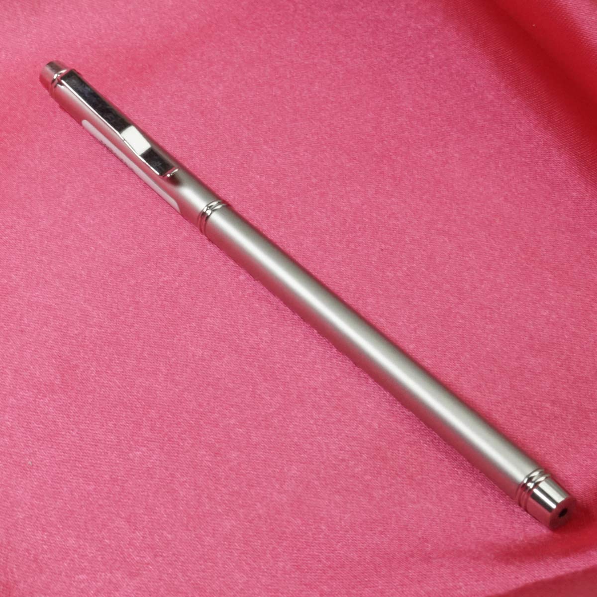 penhouse.in Slim Silver Body and Cap with fine tipped Cap Type Ball Pen  SKU 20370