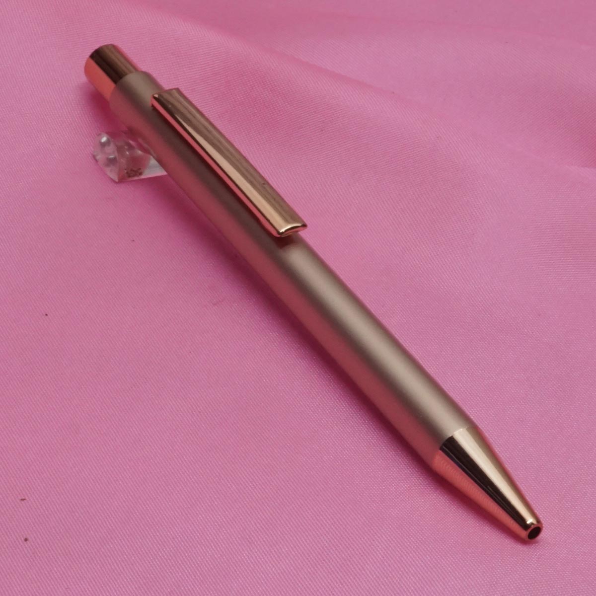 penhouse.in Rose Gold  Color Body With Medium  Tip Jotter Refill Click Type Ball Pen SKU 20400