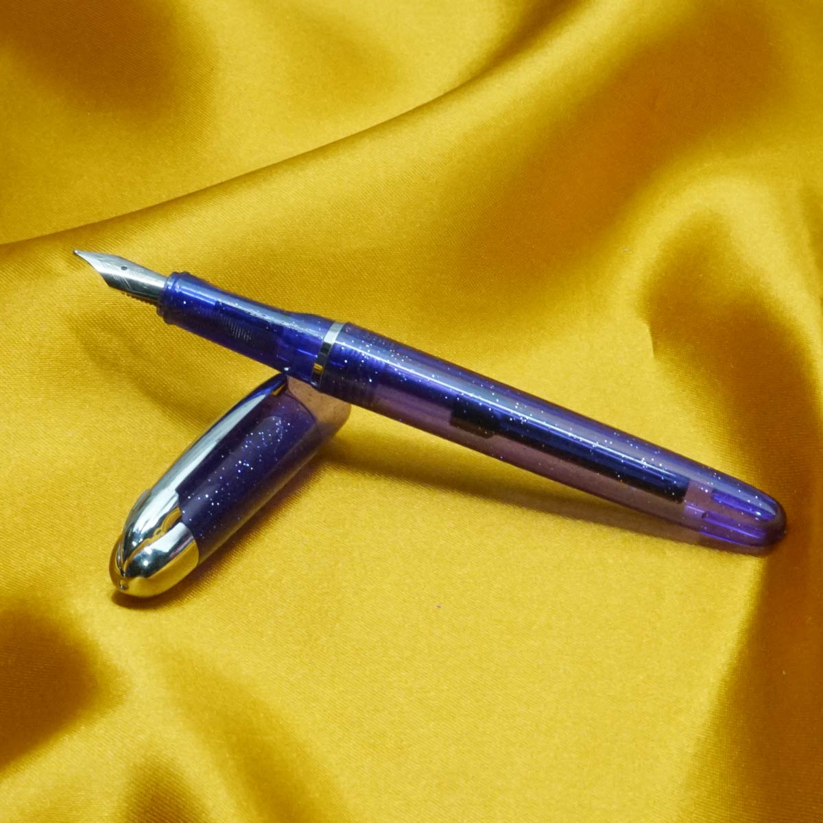 Hero FP8000 - Blue Color Transparent Body With Medium Nib Converter Type Fountain Pen SKU 20442