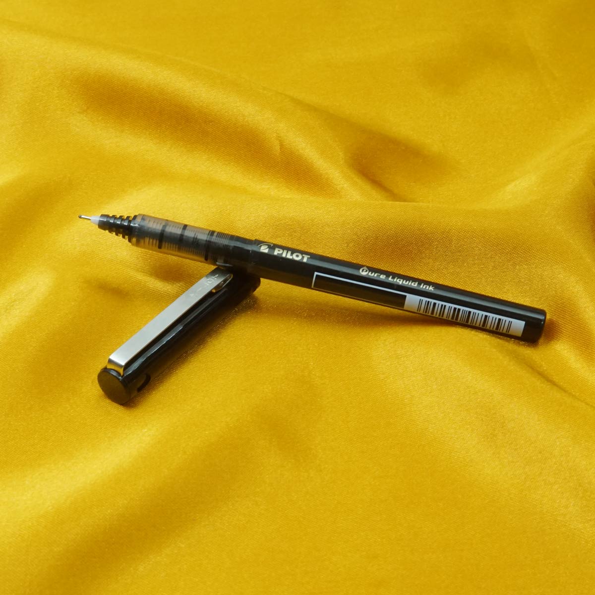 Pilot V7 812 S Black Color Hi-Tec Point Gel Pen SKU 20479
