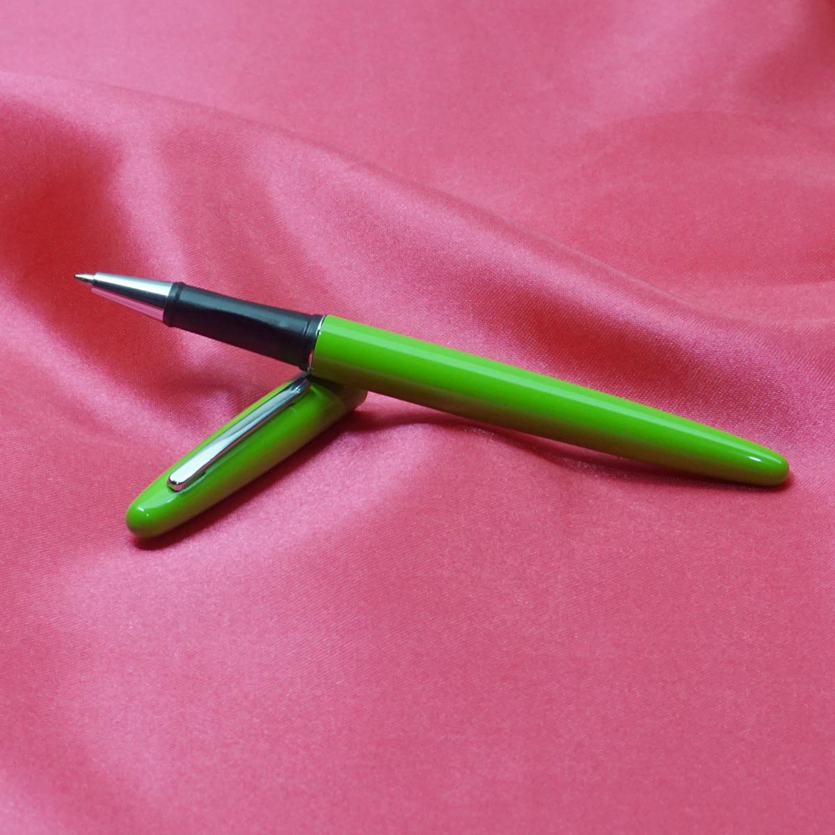 Jinhao 321 Slim Green Color Body With Silver Clip Medium Tip Roller Ball Pen SKU 20498