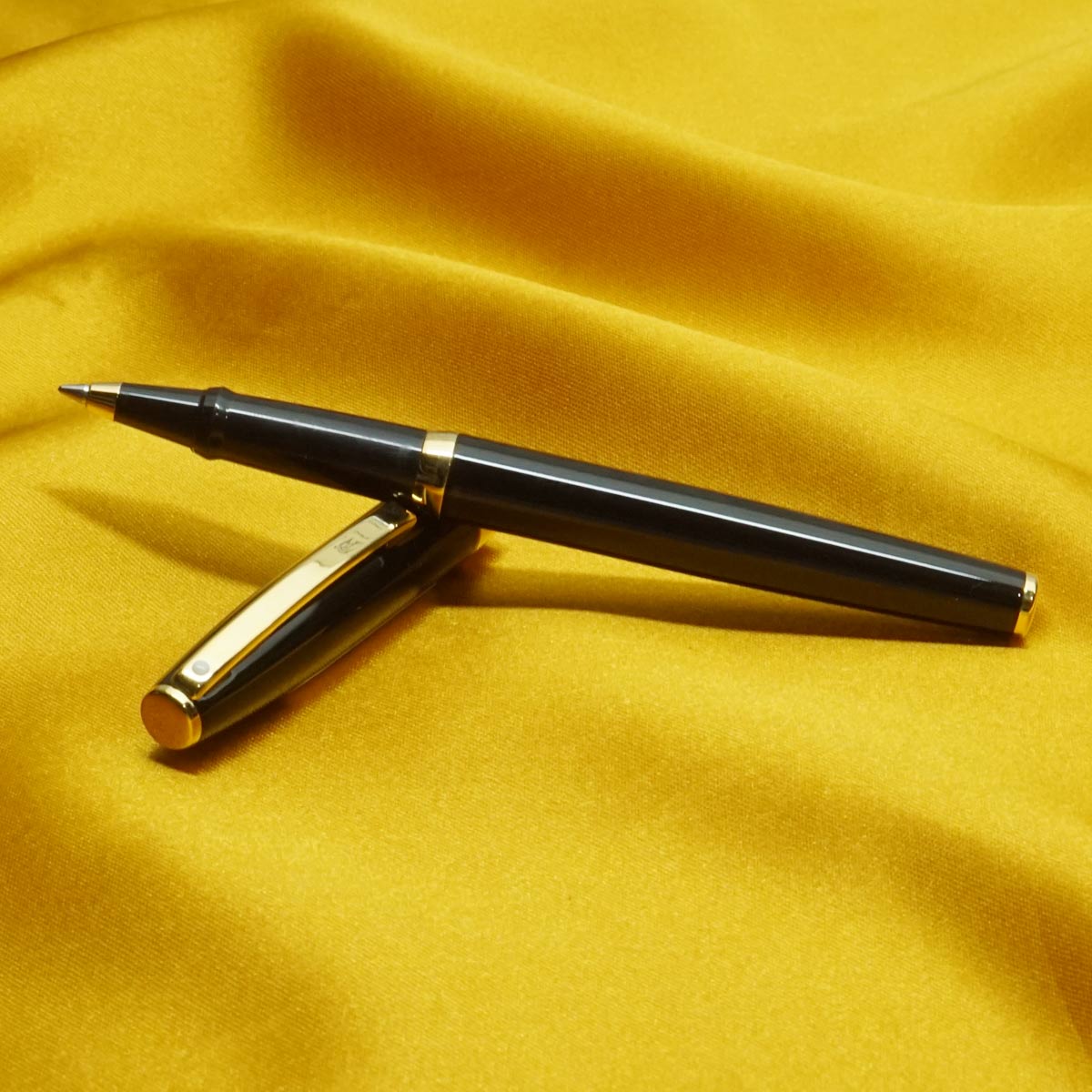 Sheaffer Sagaris Black Color  Body With Silver Clip MediumTip Roller Ball Pen SKU 20543