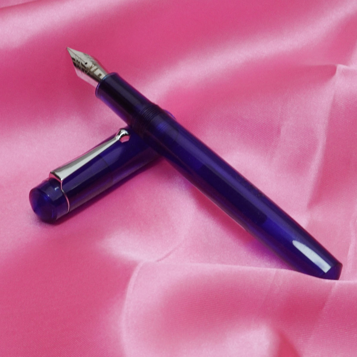 Click Aristocrat Transparent Dark Blue Color Body and Cap No.35 SSF