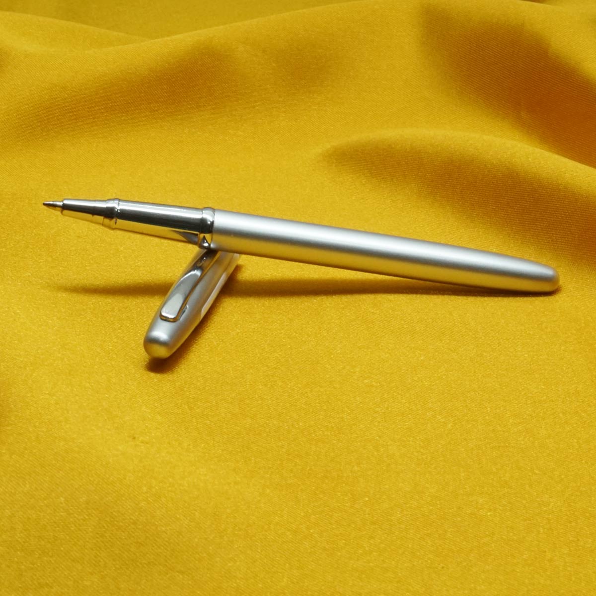 penhouse.in Slim White Color Body Roller Ball Pen SKU 20692