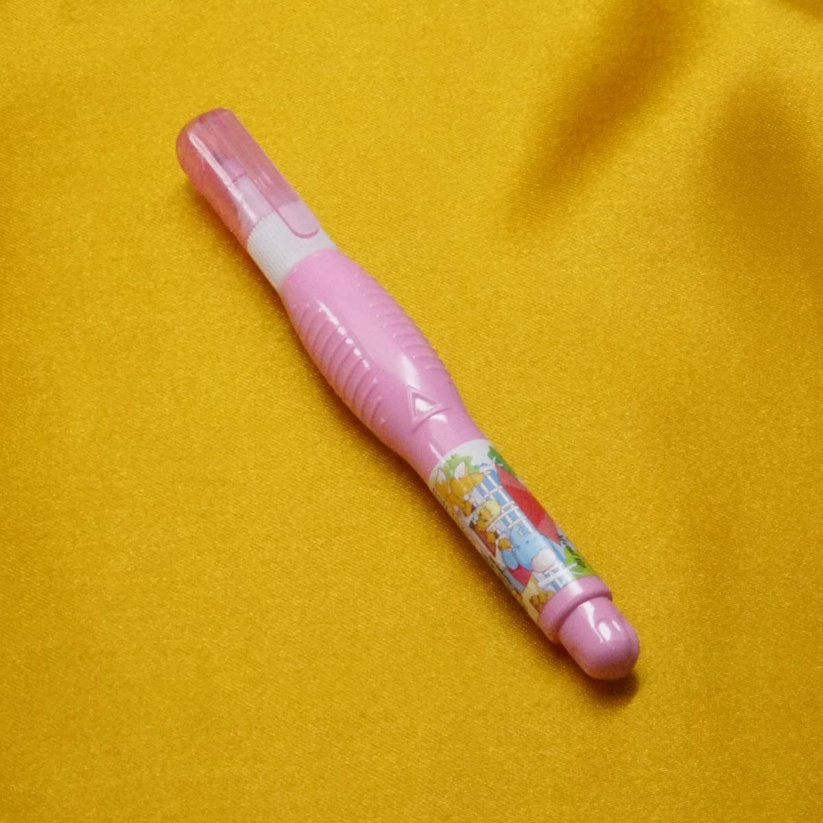 Bambalio Pink Color Body Small Size Qiuick Dry Correction Pen SKU 20839