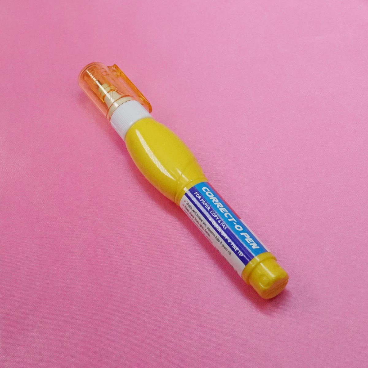 Unomax Correct-O Pen Yellow Color Body Correction Pen SKU 20879
