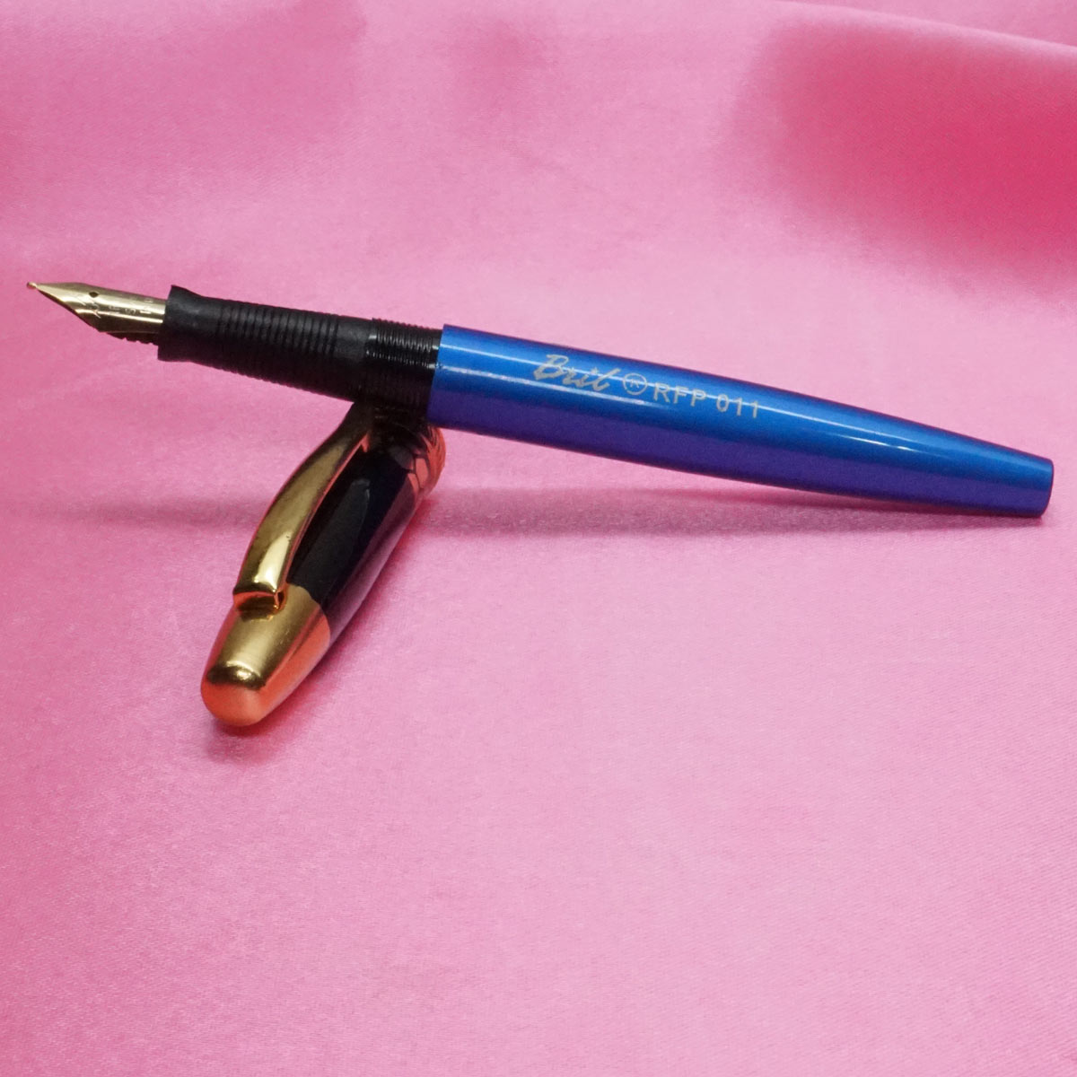 Bril 011 Blue Color Body Black Cap with No.5 GP Fine Tipped Eye Dropper Model Fountain Pen SKU 20908
