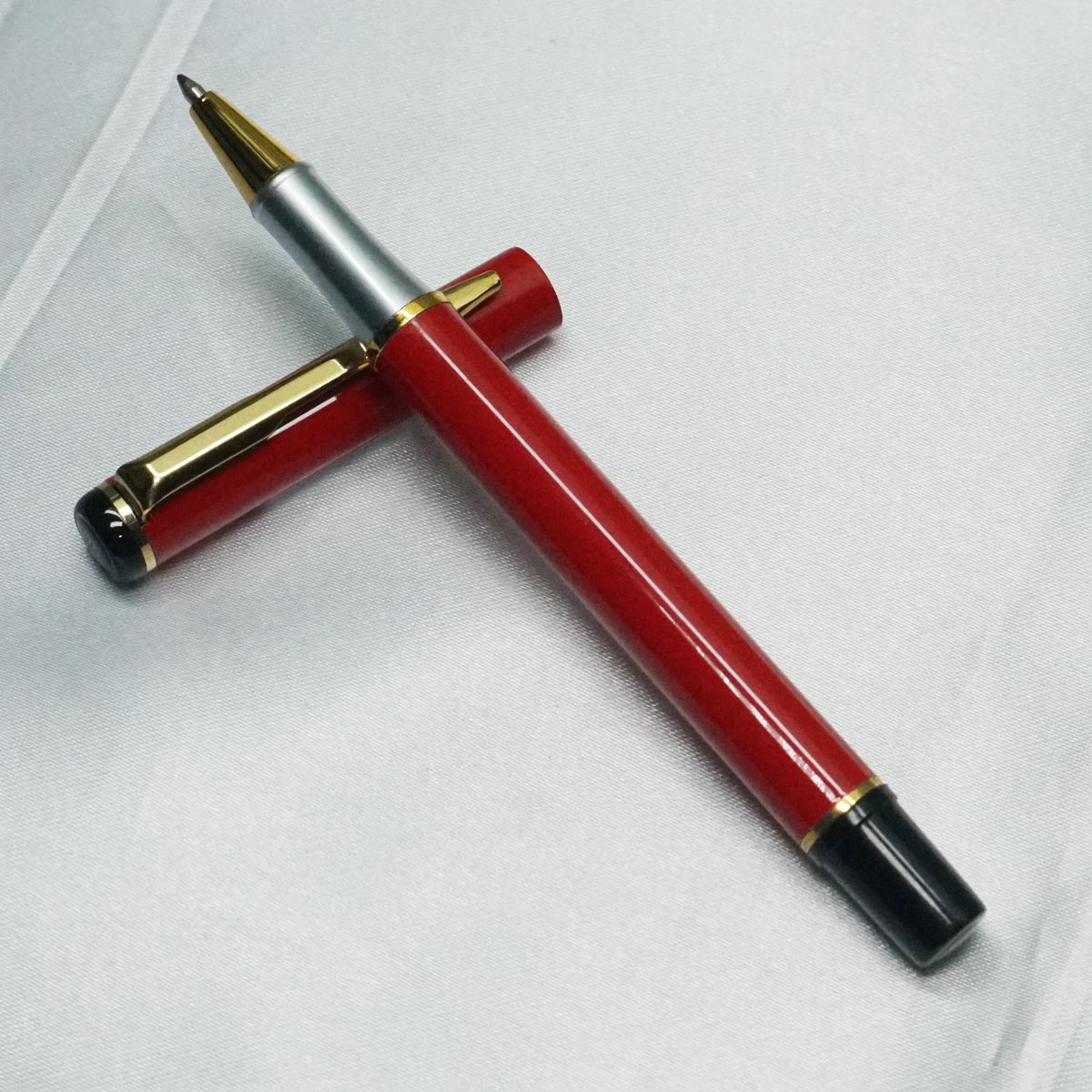 penhouse.in Red Color body and Cap with Gold Trims Roller Ball Pen SKU 20934