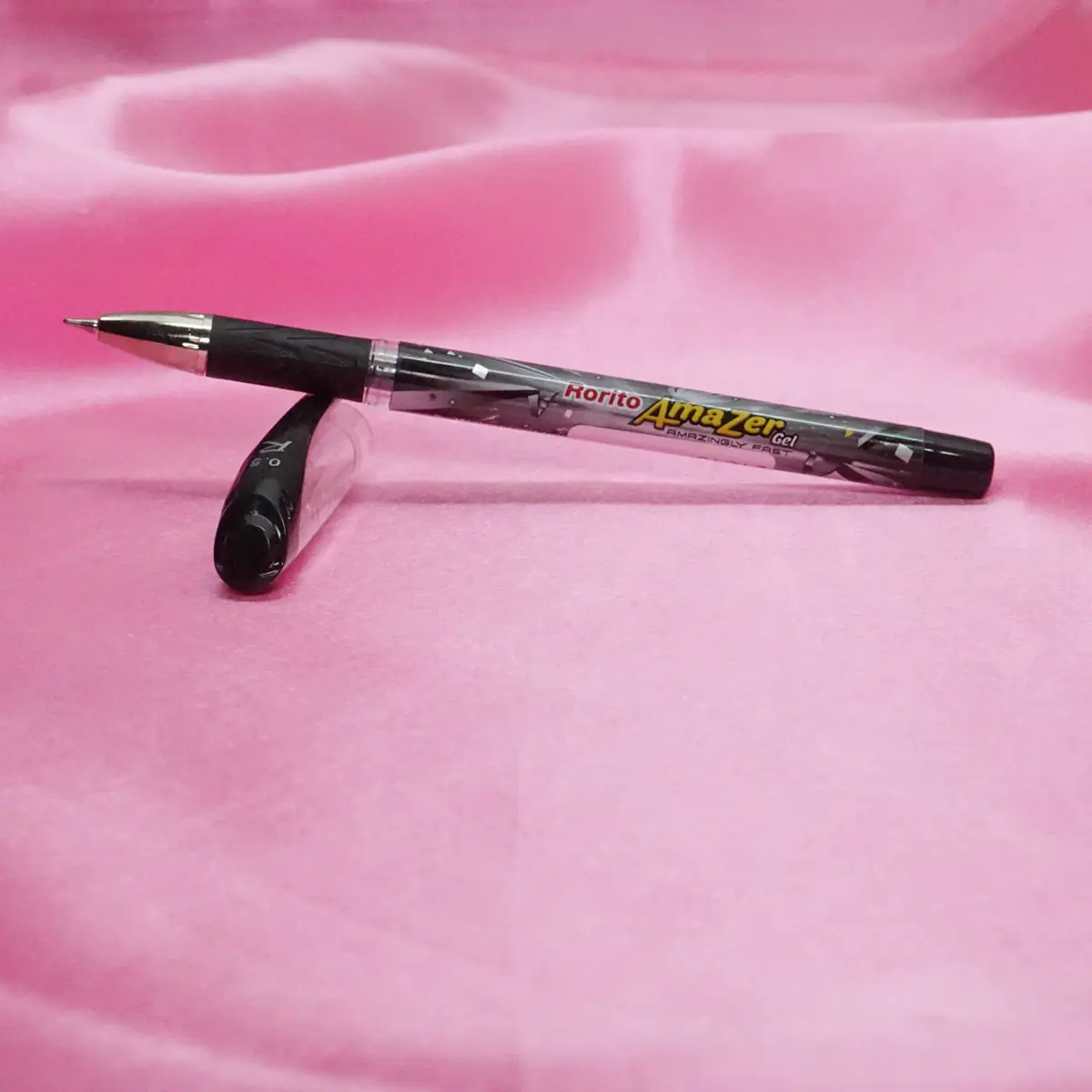 Rorito Amazer Black Writing Fine Tip Gel Pen SKU 21015