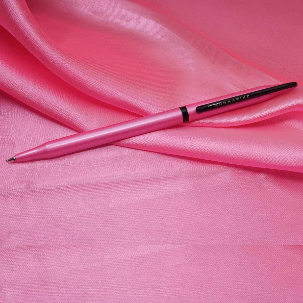 Submarine 989 Slim Glossy Finish Pink Color With Black Clip Fine Tip Twist Type Ball Pen SKU 21030