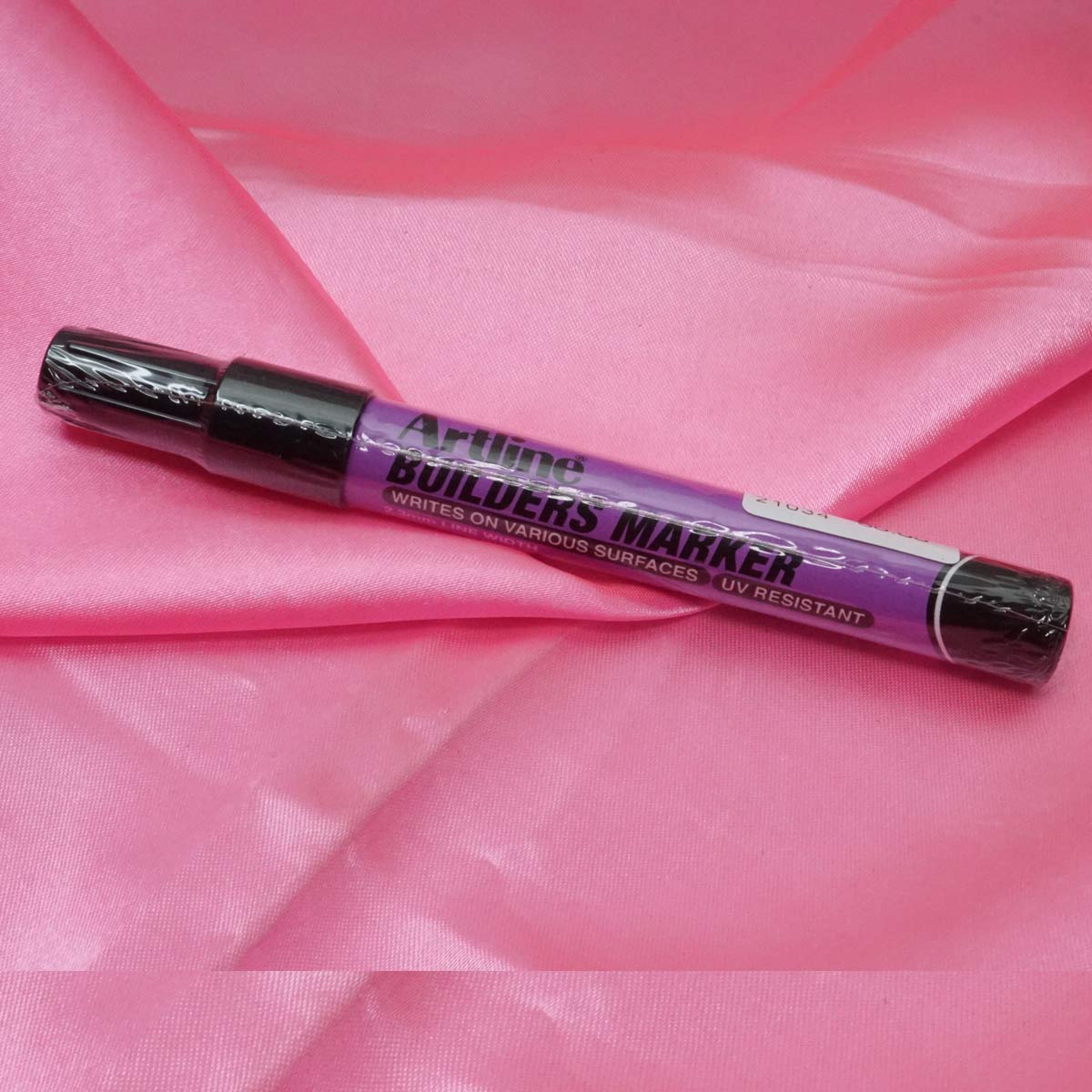 Artline Builders Marker Purple Color Body Black Writing UV Resistant With 2.3mm Line Width SKU 21034