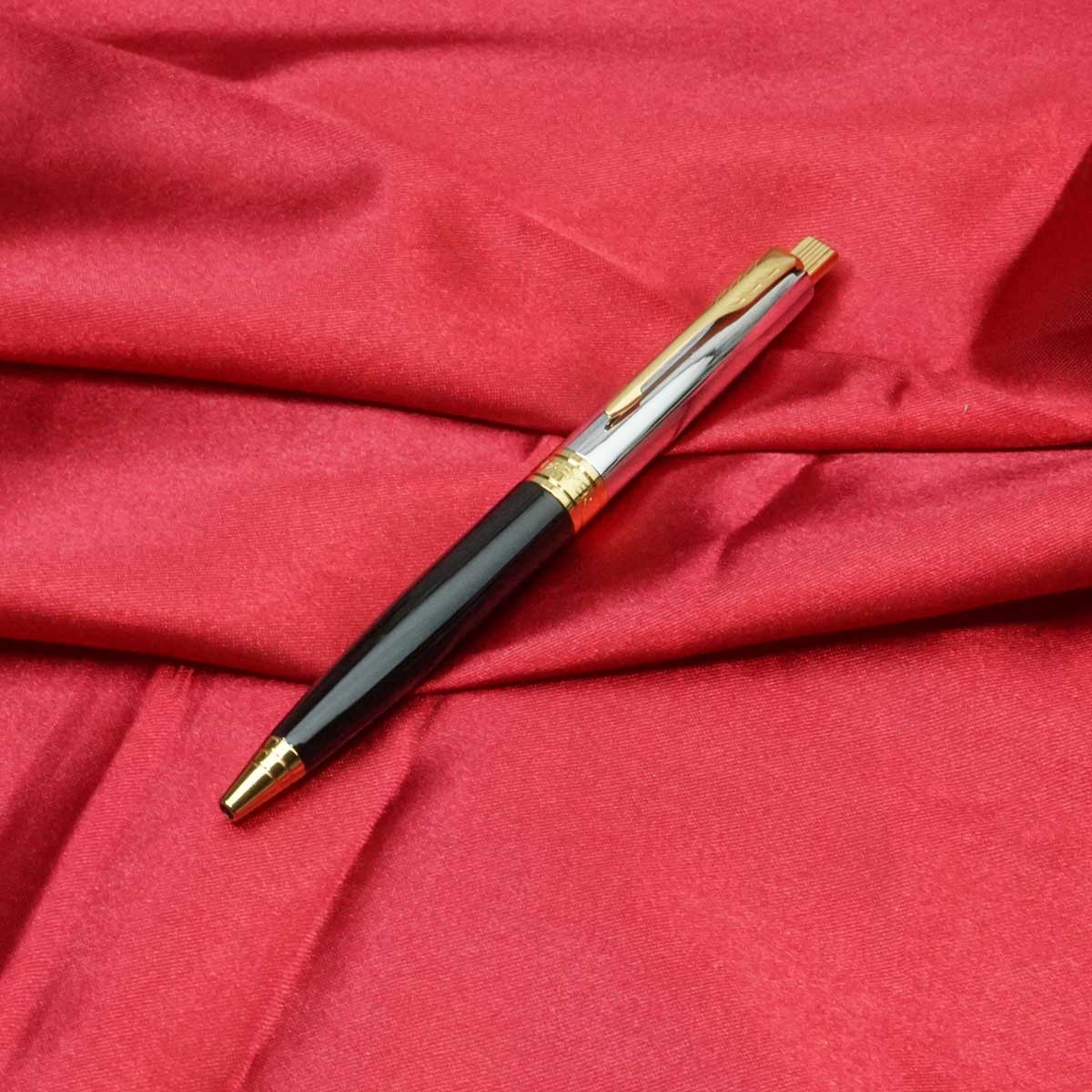 Parker Aster Shiny Black With Chrome Body  Gold Trim Medium Tip Click Type Ball Pen SKU 21059