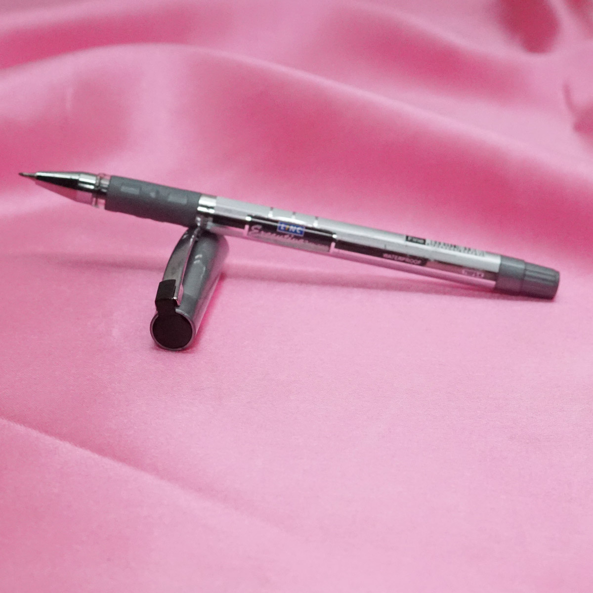 Linc Executive Grey Designed Body With Black Writing Fine Tip Cap Type Ball Pen SKU21117