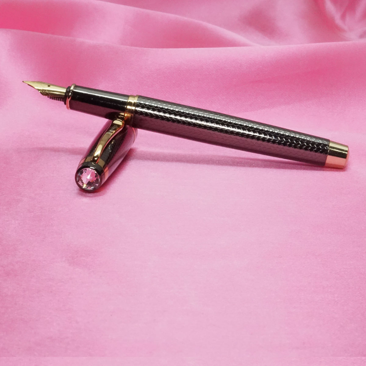 Submarine 939 Gun Metal Body Designed With Fine Nib Catridge And Converter Type Fountain Pen SKU 21132