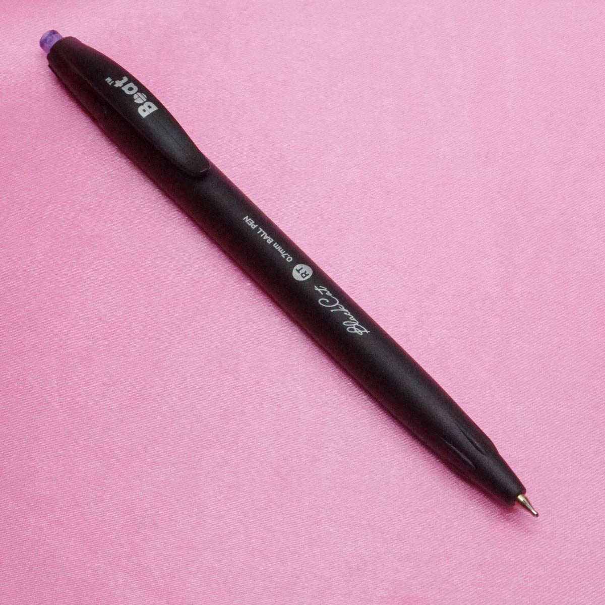 Boat Black Cat RT Mat Black Body With Fine Tip Blue Writing Click Type