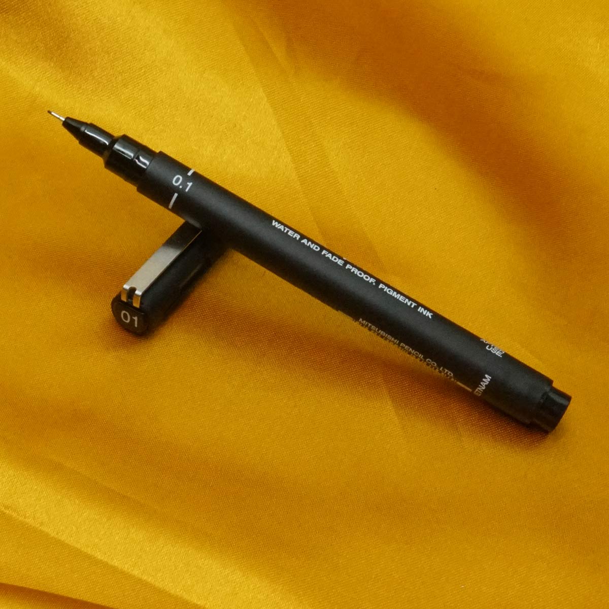 Uni Pin Technical Fineliner 0.1 Tip Black Color Drawing Pen SKU 21228