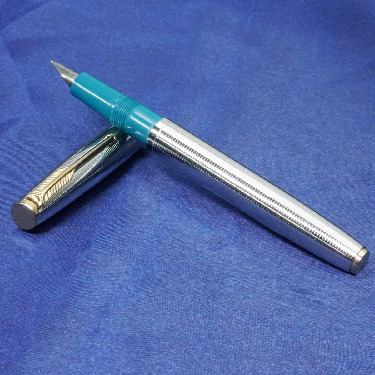 Gama No 19 Silver Color Body With Turquoise Blue Color Holding Parker Nib Eyedropper Type Fountain Pen SKU 21244