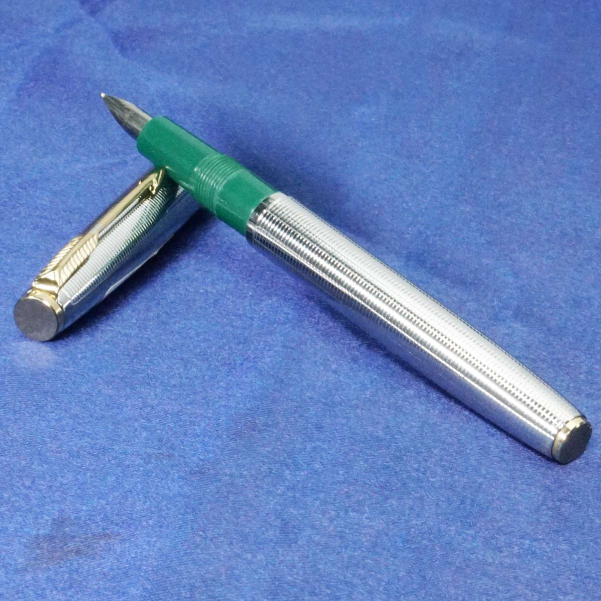Gama No 19 Silver Color Body With Green Color Holding Parker Nib Eyedropper Type Fountain Pen SKU 21245