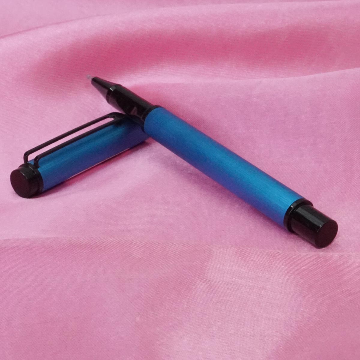 penhouse.in Mat Blue Color Body With Designed Clip Medium Tip Roller Ball Pen SKU 21305