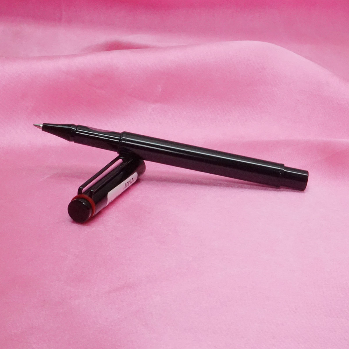 penhouse.in Black Color Body With Designed Clip With Red Round On Top Medium Tip Roller Ball Pen SKU 21309