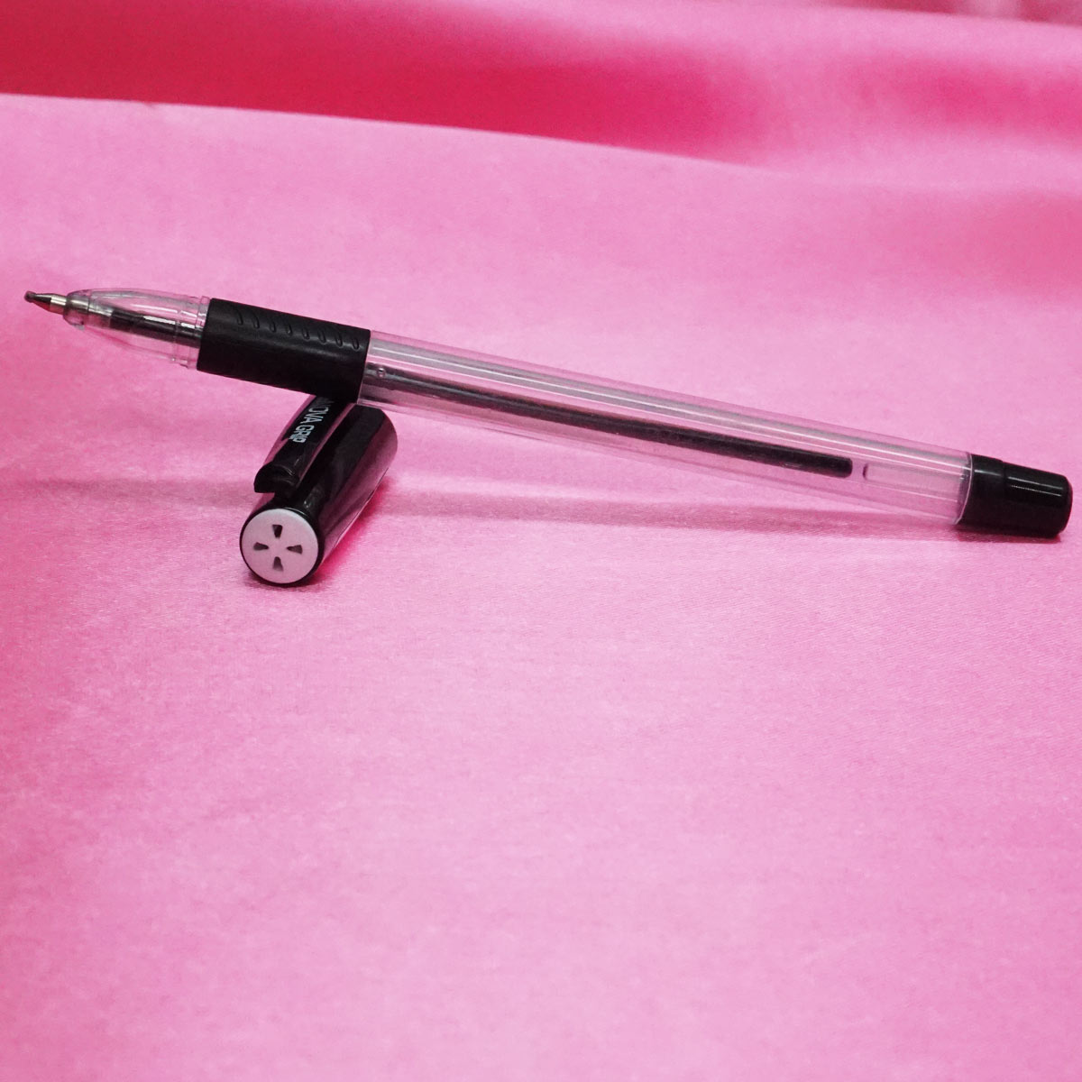 Ridleys Nova Grip Transparent Body With Medium Tip Black Cap Type Ball Pen SKU 21380