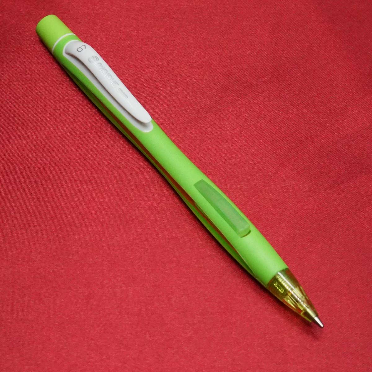 Uniball Shalaku Light Green Color Body With 0.7mm Tip Front Click Type Led Pencil SKU 21388