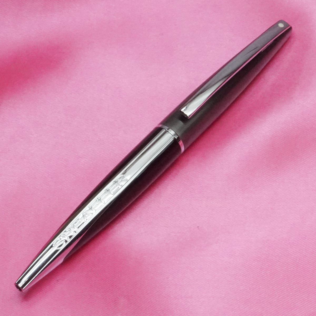 Sheaffer Taranis Grey Color Cap Twist Ball pen SKU 21440