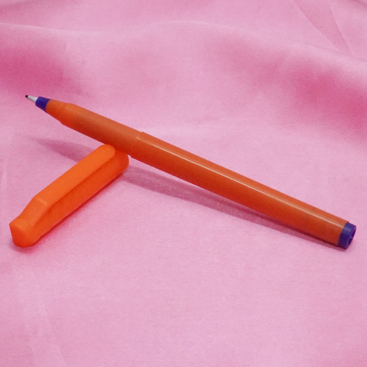 Ridleys Freestyle Finex Tip Orange Color Body With blue Writing Fine Liner Pen SKU 21447
