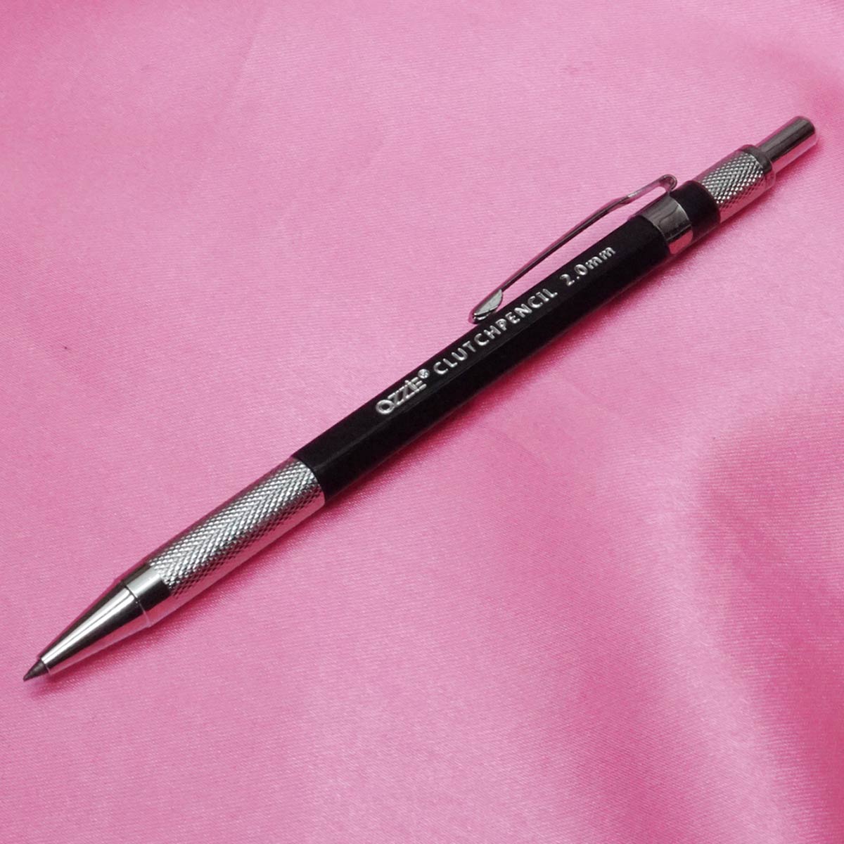 Ozzie Clutch Pencil 2.0mm Black Color Body With Silver Trim Design Led Pencil SKU 21504