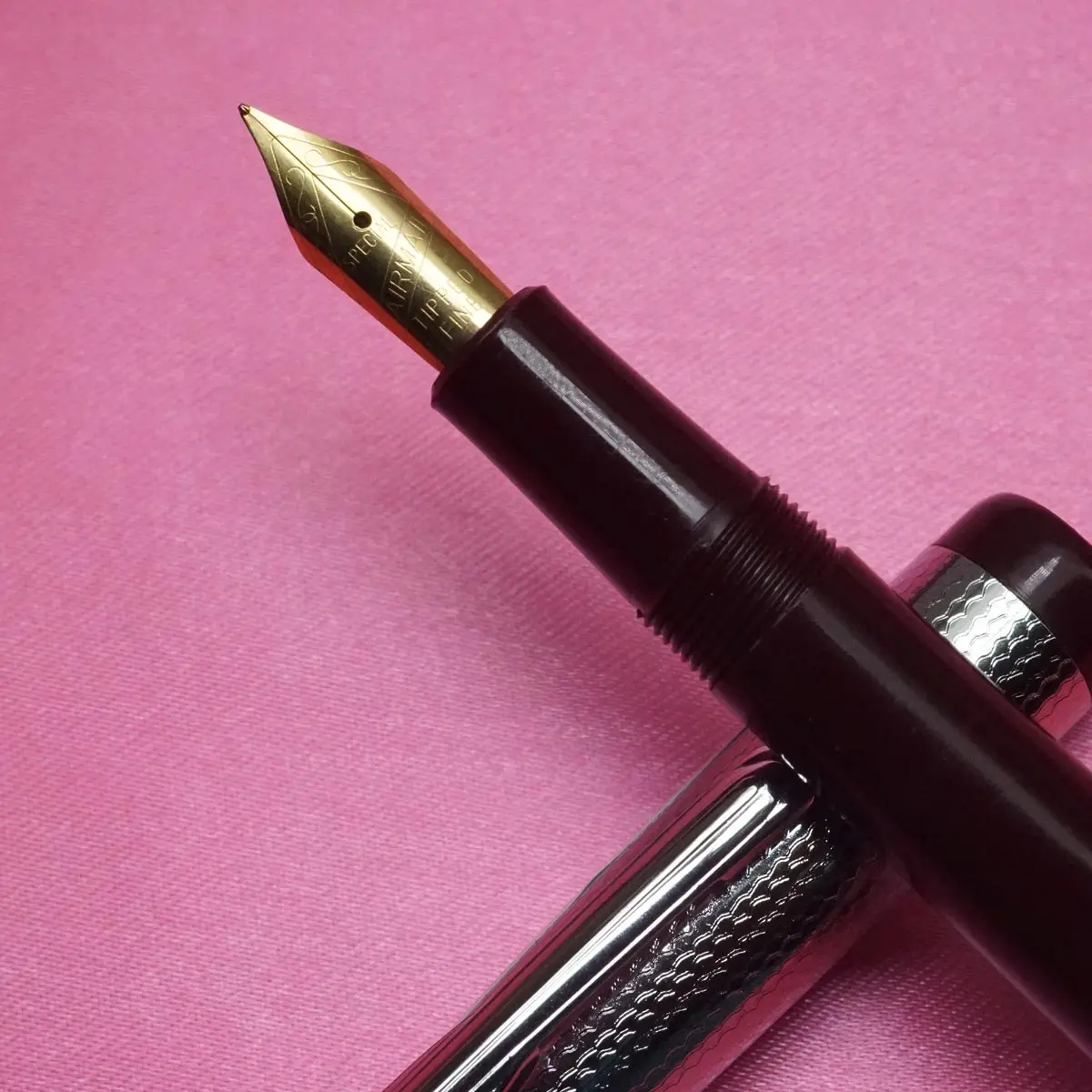 Wality 70MM Marrown Color Body With Silver Cap No Fine Nib Eyedropper  Fountain Pen SKU 21711