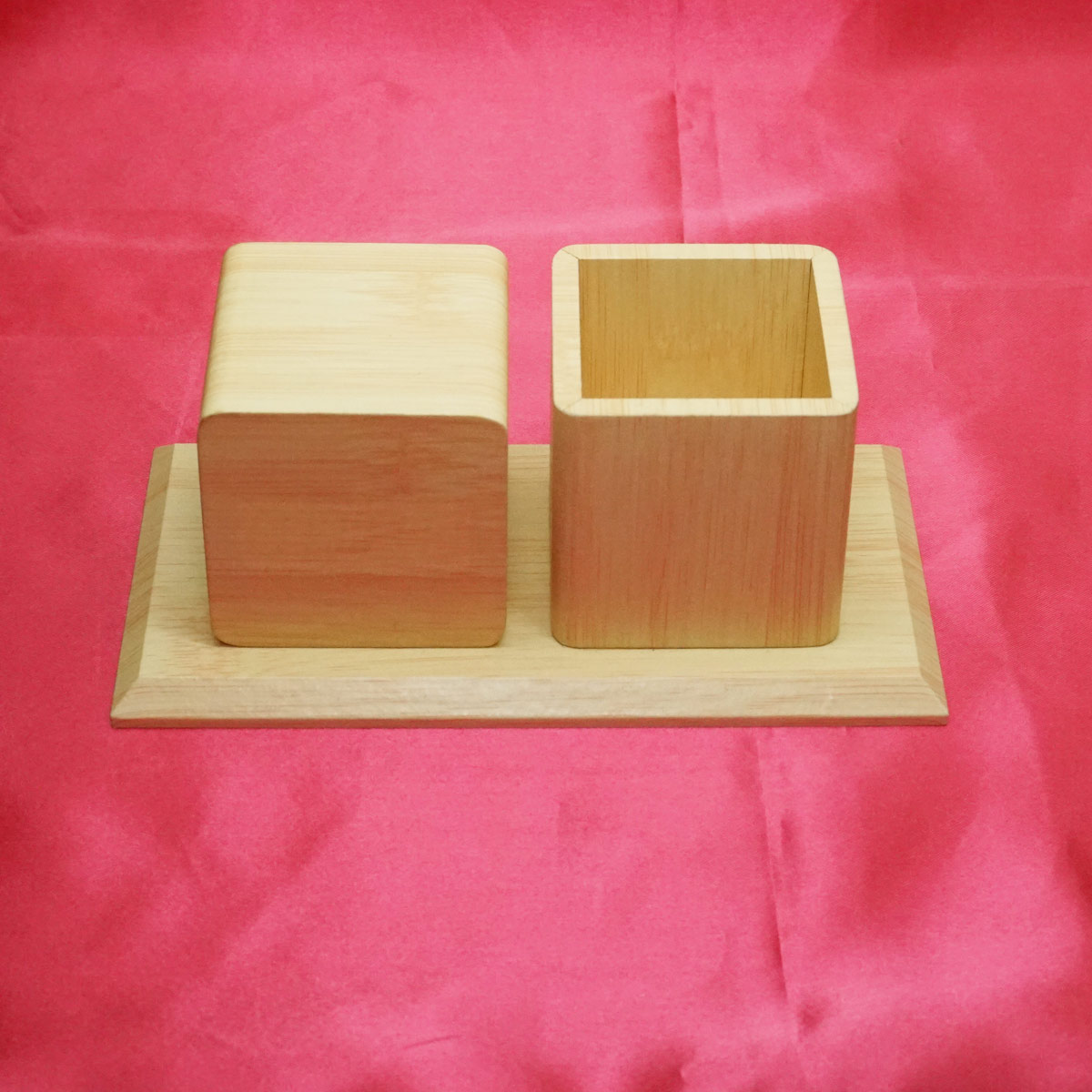 Penhouse.in Plastic Pen Stand Wooden Finish with USB cable and Battery Connecting display Shown Time  SKU 21766