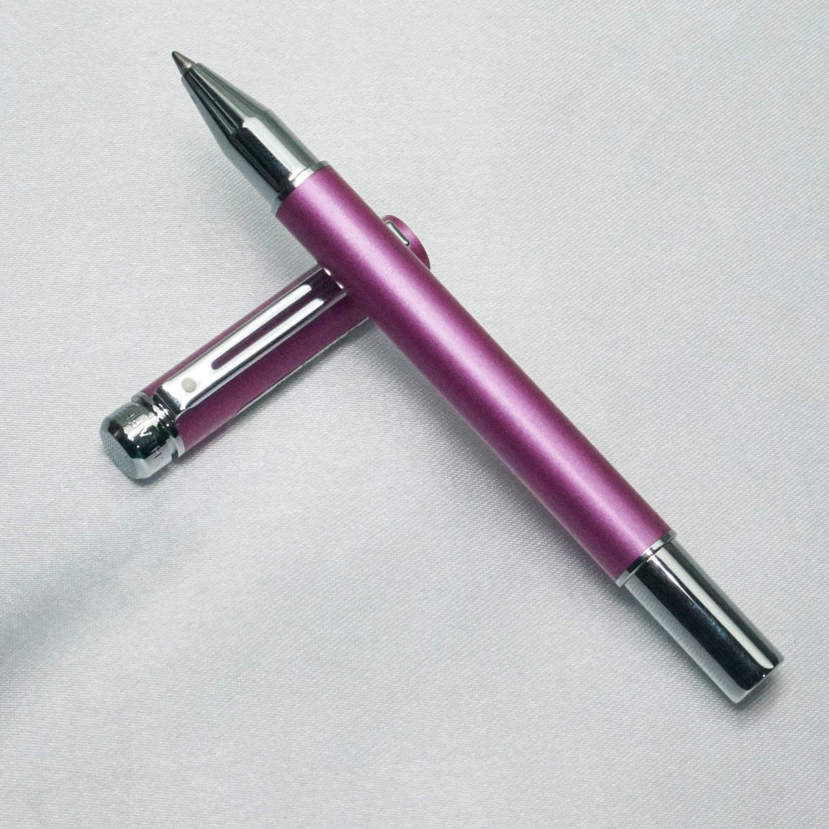 Sheaffer 200 Pink color body and Magnetic Cap Roller Ball SKU 21790