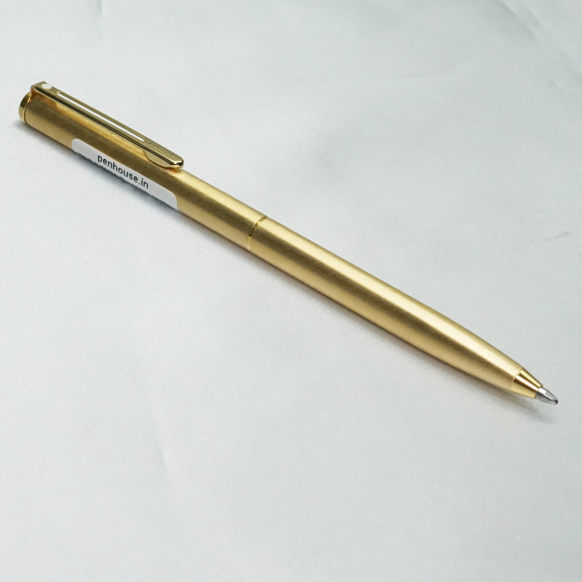 Sheaffer Agio Gold body and Cap Twist Type Ball Pen SKU 21795