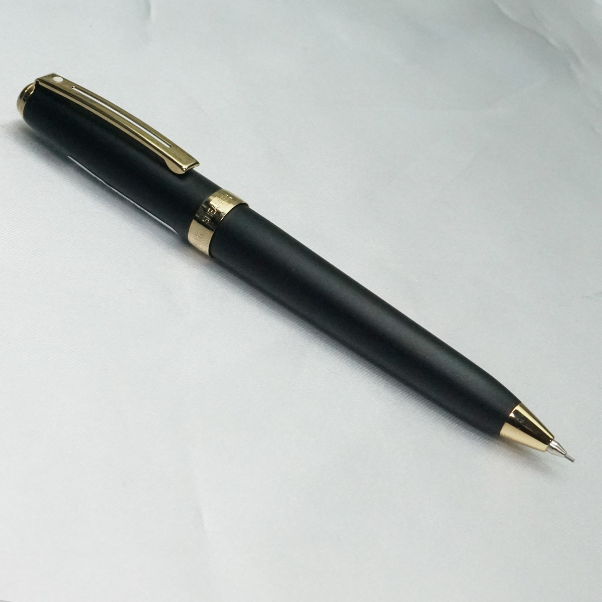Sheaffer Prelude Black Color Body Gold Trims Mechanical Pencil 0.5mm SKU 21810