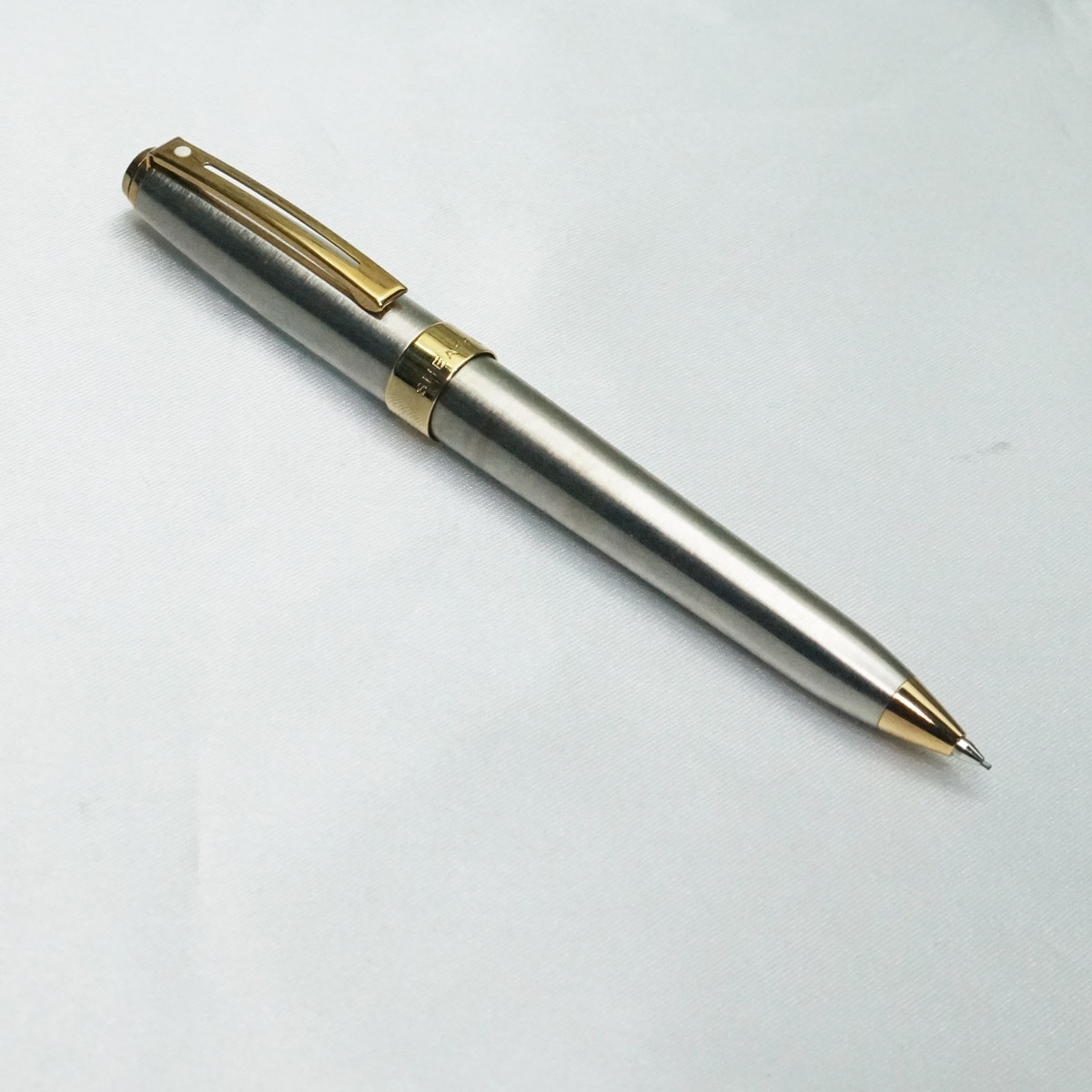 Sheaffer Prelude Silver Color Body and Cap Gold Trims Mechanical Pencil 0.5mm SKU 21811