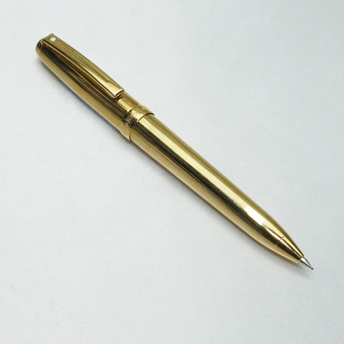 Sheaffer Prelude Gold Color body and Cap with Gold Trims Mechanical Pencil 0.5mm SKU 21813