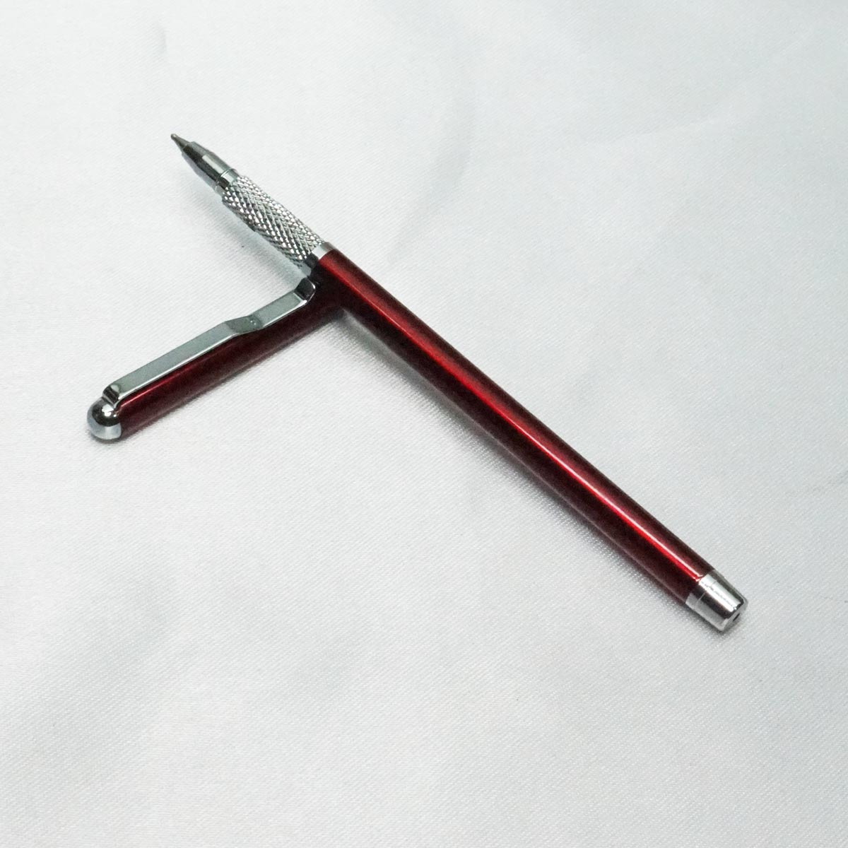 penhouse.in Slim Merrown Color Body and Cap with Silver Trims Fine Tipped Cap Type Ball Pen SKU 21870
