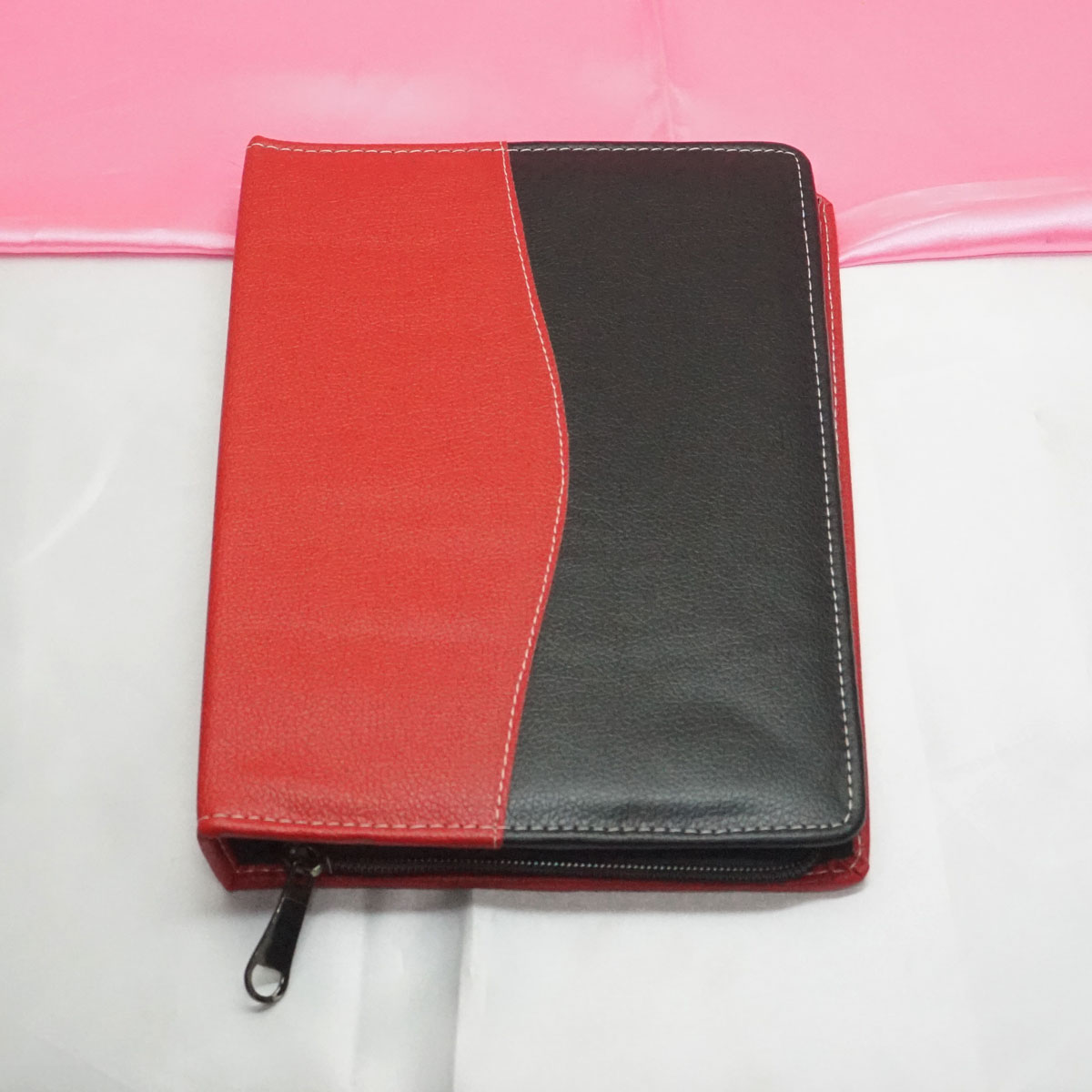 penhouse.in Red With Black Color File With 33 Pen Slot Velvet Division Rexin Finish Zip Type Only For  Pen Holders SKU 21902
